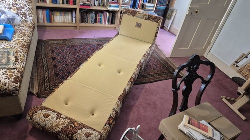 Fold down chair bed - down,